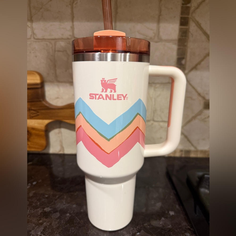 STANLEY EASTER TUMBLER | Cream Egg-cellence” QUENCHER H2.0 | 40 OZ